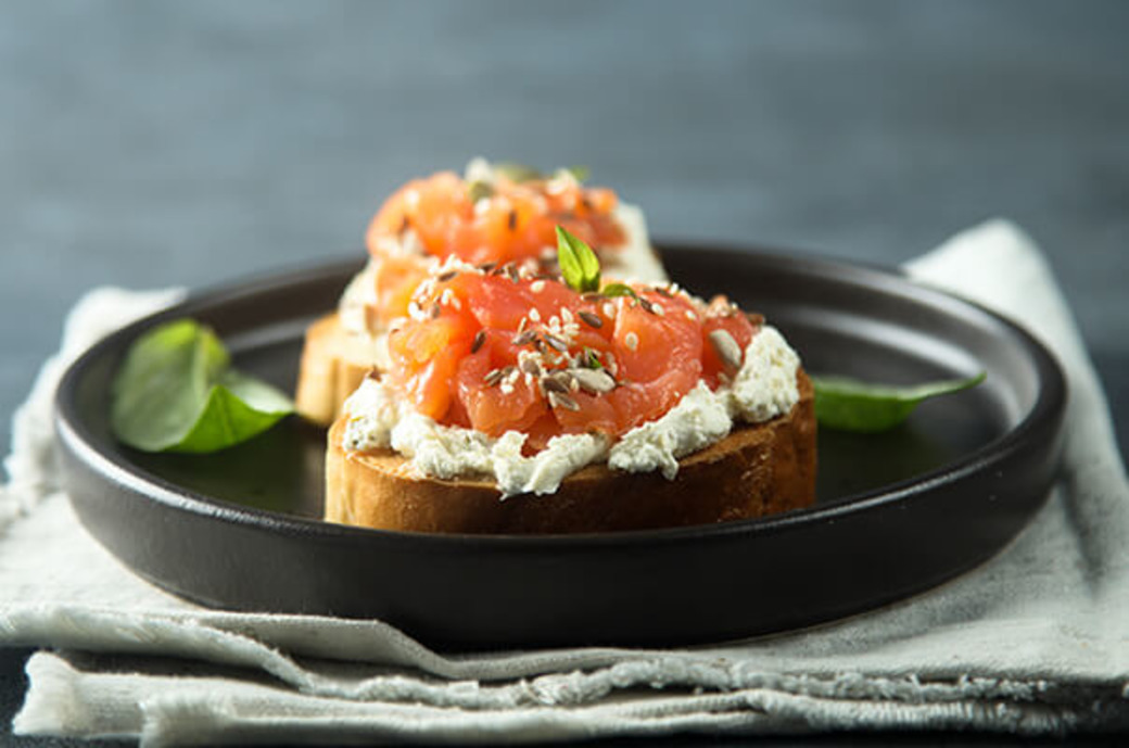 Räucherlachs auf Brot