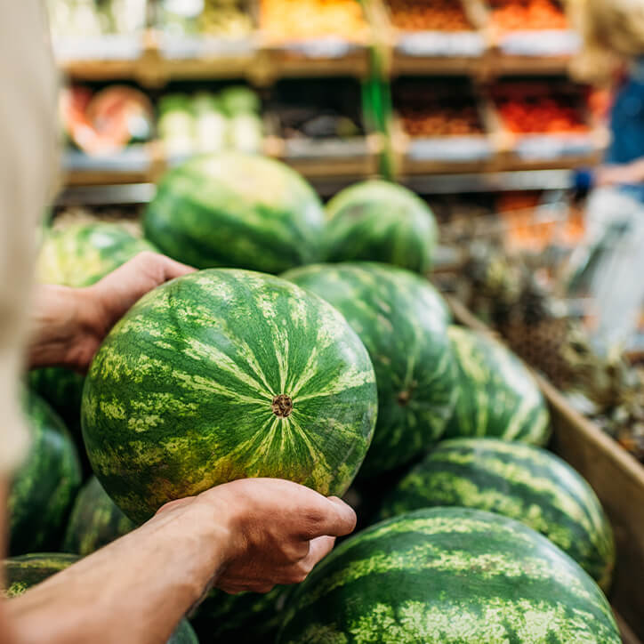 Wassermelonen im Supermarkt